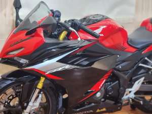 Jual bekas HONDA CBR 150 2021 . ALL NEW CBR 150R plat DKI,lokasi di Cakung