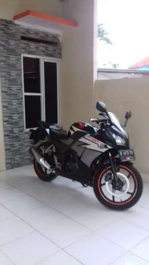 Jual bekas Honda Cbr 150 k45,lokasi di Kebayoran Lama
