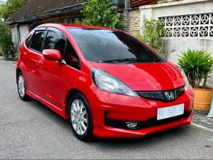 Jual bekas Honda Jazz RS GE8 MMC Matic thn 2013 Last Edition. Plat AD Pajak Baru.,lokasi di 