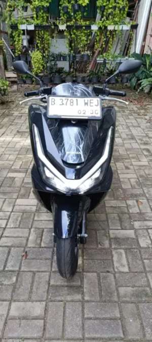 HONDA NEW PCX 160 CBS TH 2024 lokasi di Cilandak, tersedia melalui melalui situs Olx