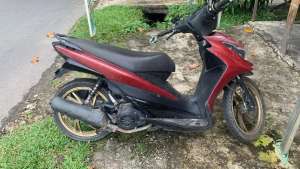 jual cepat suzuki hayate 125 lokasi di Landasan Ulin, tersedia melalui melalui situs Olx