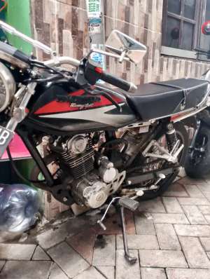 Jual bekas Jual GL basic mega pro 2006,lokasi di Sawahan