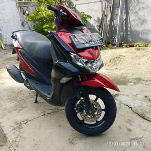Jual Yamaha freego fi 2020 surat, STNK BPKB faktur lokasi di Pasar Kemis, tersedia melalui melalui situs Olx