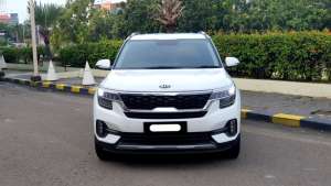 Jual bekas Kia Seltos All New GT Line 2021 putih km 25 ribuan pajak panjang,lokasi di DKI Jakarta