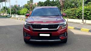 Jual bekas Kia Seltos EX Plus 2021 sunroof merah km 28 ribuan,lokasi di DKI Jakarta