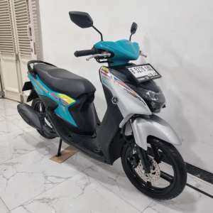 Jual bekas Km 3 rb Yamaha New Gear 125 Bluecore Fi 2024 bln 9 Beat Genio Mio,lokasi di Kebon Jeruk