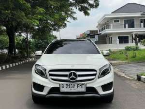 Jual bekas Mercedes benz GLA 200 AMG Line 2016 Putih Metalik,lokasi di 