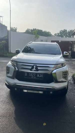 Jual bekas Mitsubishi Pajero Dakar Ultimate 4x4 2.4AT,lokasi di 