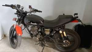 Jual bekas Motor Custom Basic Megapro 2003,lokasi di Mayang Mangurai