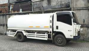 Jual bekas MULUSbanBARU MURAH CDD Isuzu Elf NMR HD tangki air 2024 minyak cpo,lokasi di DKI Jakarta
