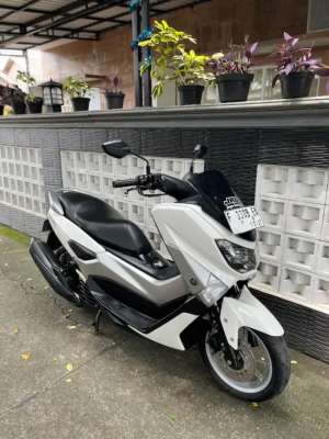 Jual bekas Nmax 2017 non abs gres pajak idup siap gas,lokasi di Pancoran Mas