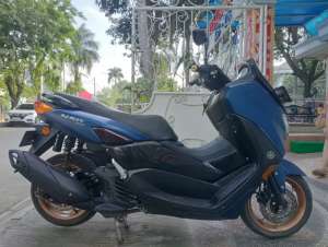 NMAX mulus like New lokasi di Cengkareng, tersedia melalui melalui situs Olx