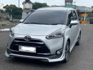 Promo Toyota Sienta murah , tersedia melalui melalui situs Cintamobil