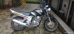 Jual bekas Scorpio G tahun 2002,lokasi di Bantar Gebang