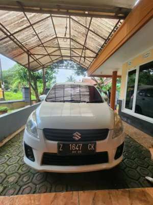 Jual bekas Suzuki Ertiga 2014 GL AT,lokasi di 