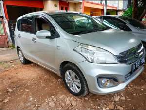 Jual bekas Suzuki Ertiga GL manual 216,lokasi di 