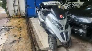 Vespa piaggio MP3 th 2008 lokasi di Setia Budi, tersedia melalui melalui situs Olx