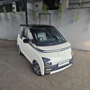 Jual bekas WULING AIR EV LONG RANGE 2022 WHITE LIKE NEW,lokasi di 