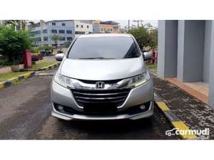 Jual bekas 2014 Honda Odyssey 2.4 MPV silver cash kredit bisa,lokasi di DKI Jakarta