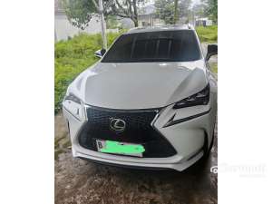 2017 Lexus NX 200T 2.0 F Sport SUV PEMAKAI LANGSUNG JUAL CEPAT , tersedia melalui melalui situs Carmudi