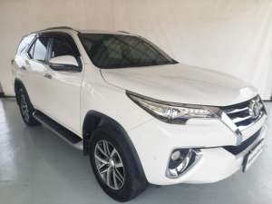 20182019 Toyota Fortuner VRZ 2.4 AT , tersedia melalui melalui situs Tokopedia