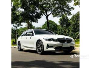 Jual bekas 2019 BMW 320i 2.0 Sport Sedan,lokasi di Jawa Barat