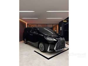 Jual bekas 2022 Lexus LM 350 3.5 7 Seater MPV,lokasi di DKI Jakarta