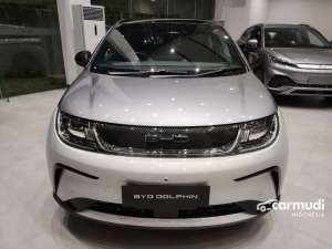 Jual bekas 2025 BYD Dolphin 0.0 Premium Extended Range Hatchback,lokasi di DKI Jakarta