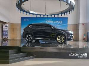 Jual bekas 2025 Toyota Yaris Cross 1.5 S HV with GR Parts Aero PkgPrem Clr SUV,lokasi di DKI Jakarta