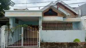 2M-an Dijual Rumah Selangkah ke MErr di Nirwana Executive Rungkut lokasi di Rungkut, tersedia melalui melalui situs Olx