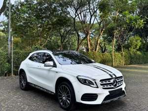 Jual bekas 50 Edition Recaro Mercedes Benz GLA200 AMG 2019 C200 CLA200 GLC200 X1,lokasi di 