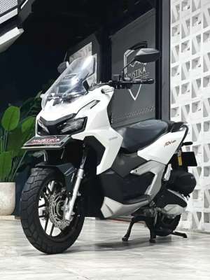 Jual bekas Adv 160 Abs 2023 Matte White.Odo 500 km Bekas Rasa Baru-Gilbert,lokasi di Citraland