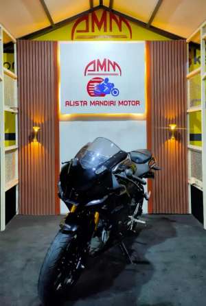 Jual bekas ALL NEW R15 2021 CASHKREDIT,lokasi di Tapos