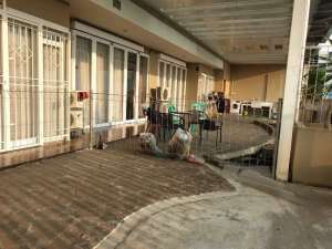 Apartemen luas view kota bandung di Gateway Pasteur lokasi di Sukajadi, tersedia melalui melalui situs Olx