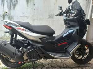 Jual bekas Aprilia SR GT 200 2023,lokasi di Andir