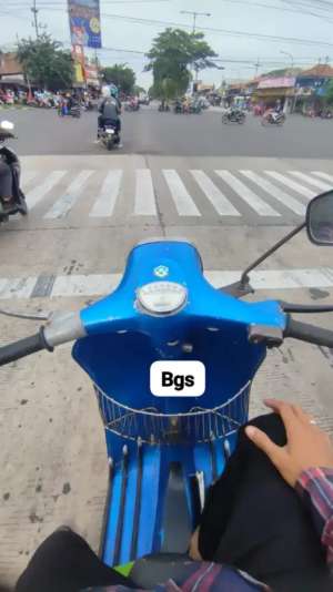 Jual bekas Bajaj deluxe 1980 license vespa,lokasi di Krembangan