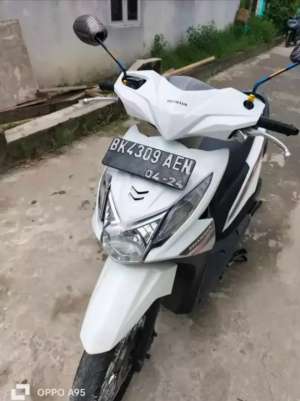 Beat 2014.110cc.surat hanya BPKB. lokasi di Medan Perjuangan, tersedia melalui melalui situs Olx