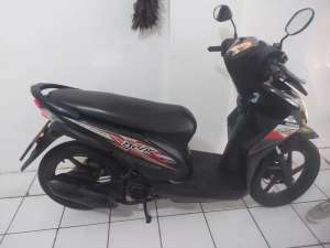 Jual bekas BEAT CW 2015 OKe,lokasi di Grogol Petamburan