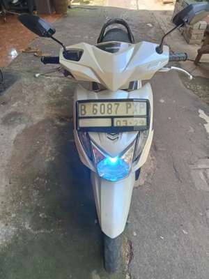 Jual bekas Beat Fi 2014 CBS,lokasi di Pondok Aren