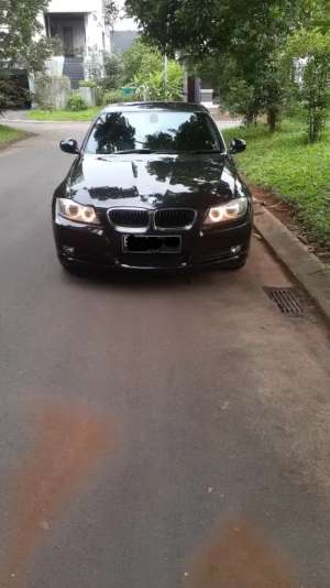 Jual bekas BMW 320i E90 2011 BENSIN MESIN N46,lokasi di 