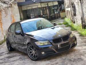 Jual bekas BMW 320i E90 Lci AT 2010 SIAP PAKAI,lokasi di 