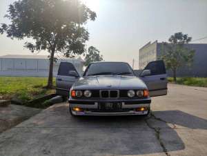 Jual bekas BMW E34 523iManual 1989,lokasi di K                           