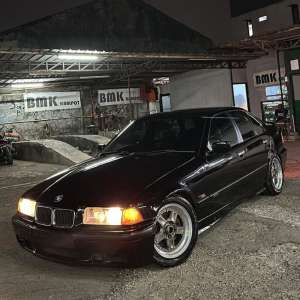 Jual bekas BMW E36 320i Manual 1995,lokasi di K                           