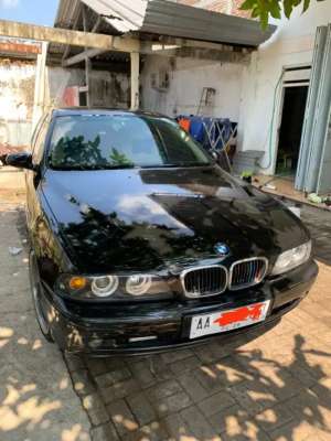 Jual bekas BMW e39 5201 atas nama sendiri,lokasi di 