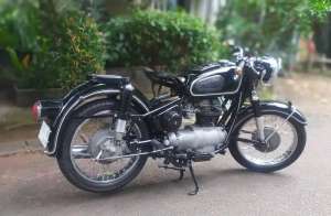 Jual bekas BMW R27 1965 Full Paper,lokasi di Pondok Aren