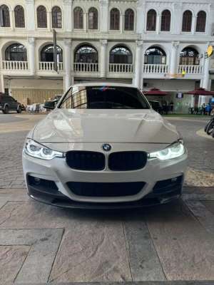 Jual bekas BMW Sedan F30 320i M Sport LCI B48 Full Modif White 320 i Putih Keren,lokasi di 