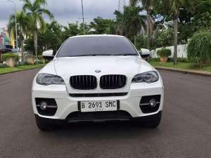 Jual bekas BMW X6 Drive 2010 Tdp 45 Jt,lokasi di 