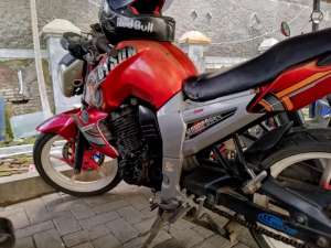 Jual bekas Byson karbu th 2012,lokasi di Pasar Kliwon