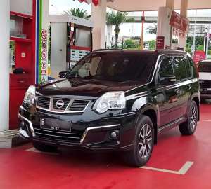 Jual bekas CASH Nissan Xtrail Urban LOW KM Istimewa,lokasi di 