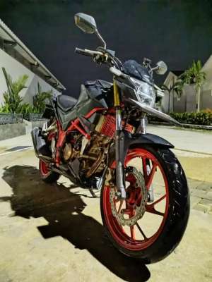 Jual bekas CB 150 STRITE FIRE,lokasi di Alang-Alang Lebar